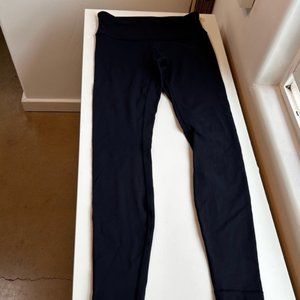 Lululemon Dark Navy Blue Leggings 27"- Size 6